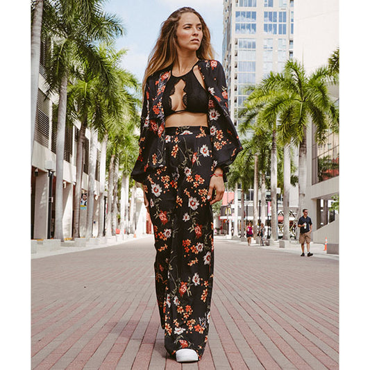 Jumpsuit negro con flores